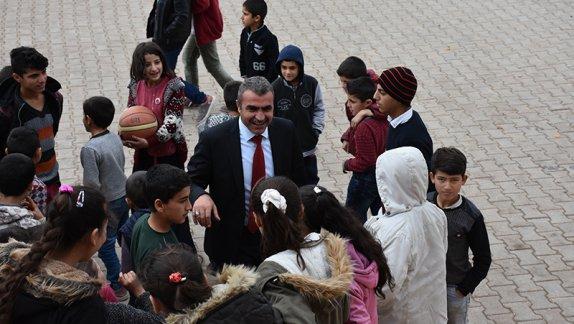 İlçe Milli Eğitim Müdürümüz Sayın Mehmet Ali AZ Köy Okullarını Ziyaret Etti