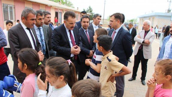 Kaymakam/Belediye Başkan Vekili Sayın Ahmet ODABAŞ Akyazıilk/Ortaokulunu Ziyaret Etti
