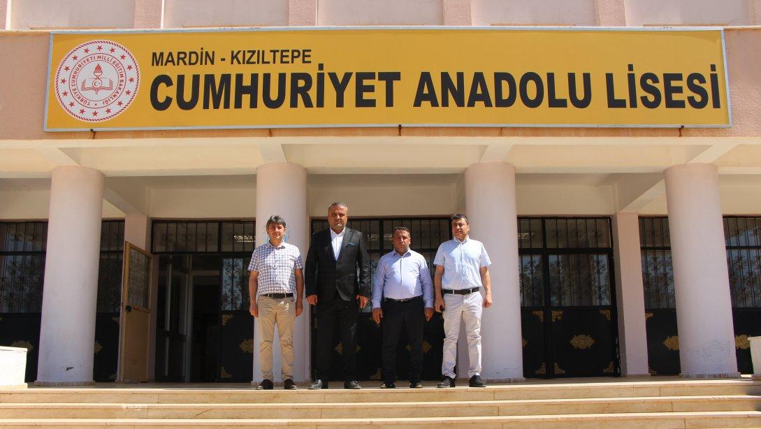 İlçe Milli Eğitim Müdürümüz Cumhuriyet Anadolu Lisesini Ziyaret Etti ve Çeşitli İncelemelerde Bulundu.